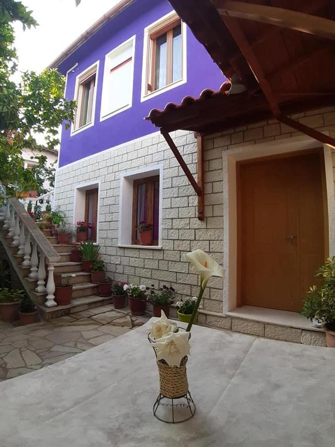 Guesthouse Hlias Gloria Berat Exteriér fotografie