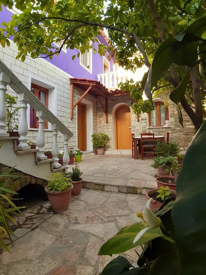 Guesthouse Hlias Gloria Berat Exteriér fotografie