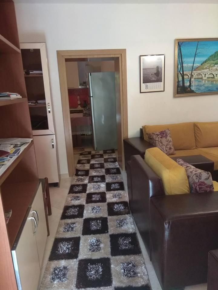 Guesthouse Hlias Gloria Berat Exteriér fotografie